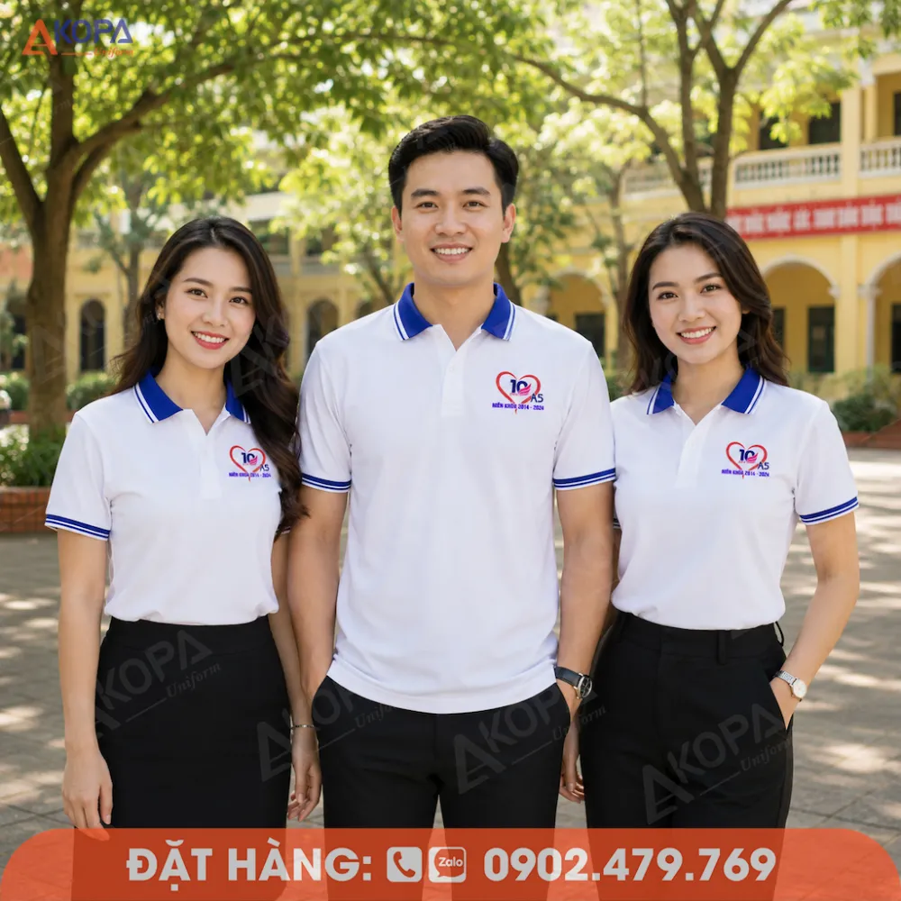 Mẫu áo họp lớp 10 năm màu trắng phối xanh dương trẻ trung, phù hợp đồng phục reunion tập thể.