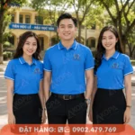 Đồng phục họp lớp xanh dương phối viền trắng năng động, thiết kế polo trẻ trung hiện đại.
