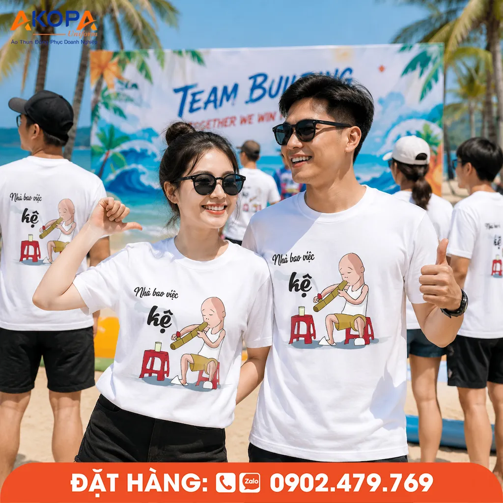Áo phông đồng phục nhóm Nhà Bao Việc Kệ là lựa chọn độc đáo dành cho những tập thể yêu thích sự vui vẻ và khác biệt. Thiết kế sáng tạo kết hợp thông điệp hài hước giúp không khí teambuilding, du lịch hay dã ngoại trở nên sôi động hơn