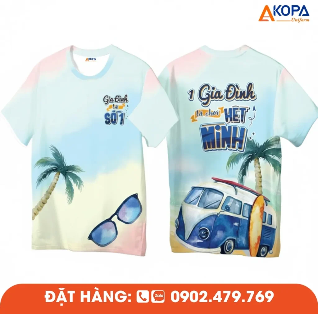 Áo phông đồng phục nhóm thiết kế “Gia đình là số 1” kết hợp hình xe du lịch và phong cách biển nhiệt đới, phù hợp cho du lịch, teambuilding và sự kiện nhóm.