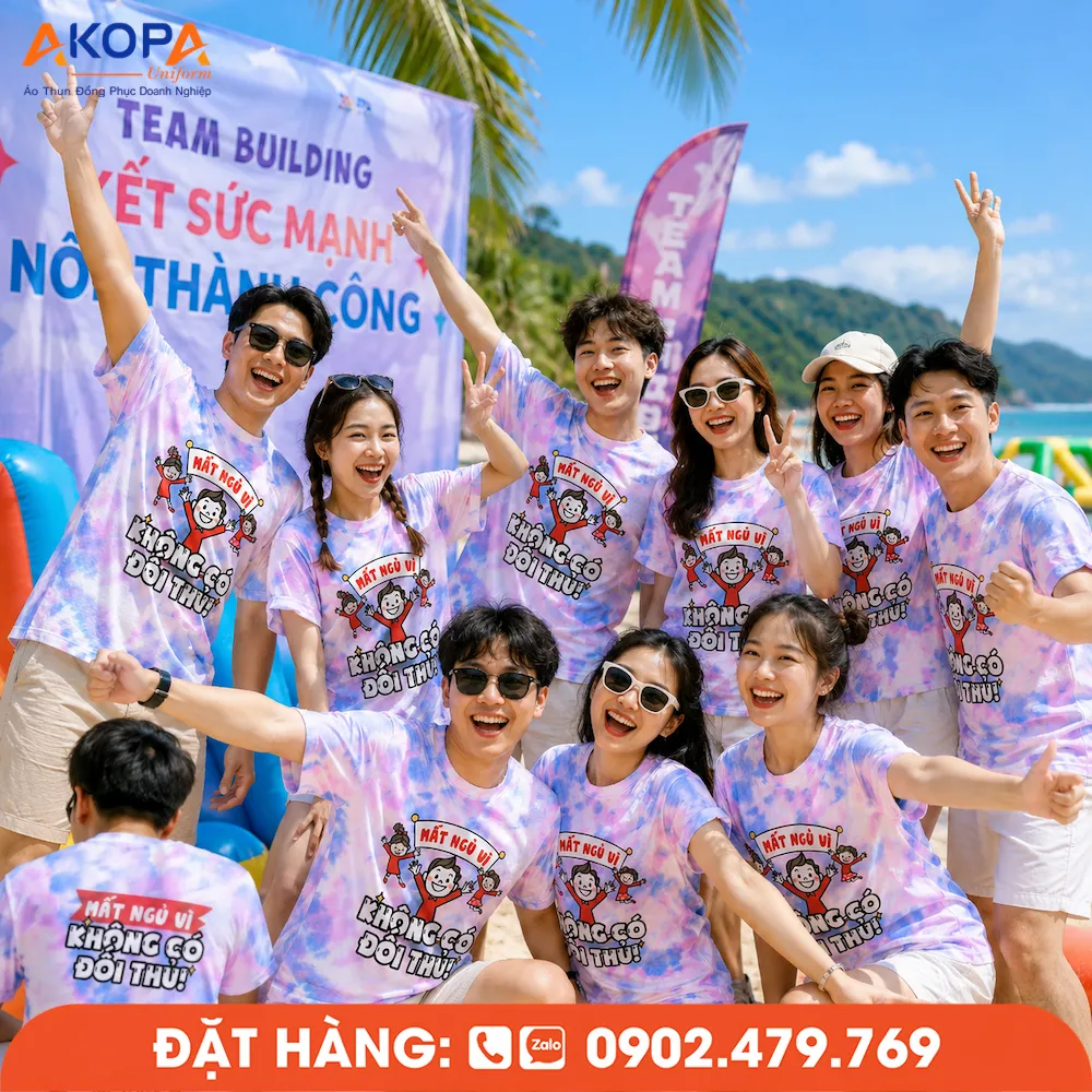 Áo phông đồng phục nhóm màu tím loang với slogan Mất Ngủ Vì Không Có Đối Thủ dành cho 10 thành viên tham gia teambuilding biển.