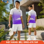 Áo đồng phục Pickleball trắng phối tím gradient nổi bật, thiết kế thể thao trẻ trung, vải co giãn 4 chiều, thoáng khí, thấm hút mồ hôi nhanh, phù hợp thi đấu, tập luyện và đồng phục câu lạc bộ Pickleball.