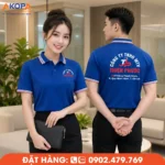 Áo polo đồng phục màu xanh dương Thiên Phước nổi bật với cổ bo phối sọc tinh tế, in thêu logo bền đẹp, form mặc gọn gàng và chất liệu thoáng mát, giúp doanh nghiệp xây dựng hình ảnh chuyên nghiệp, đồng nhất và ấn tượng.
