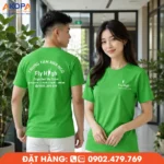 Áo thun đồng phục màu xanh lá cổ tròn, in logo trước ngực và sau lưng, phù hợp cho trung tâm ngoại ngữ, doanh nghiệp, trường học và tổ chức.