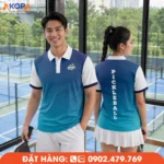 Áo đồng phục Pickleball xanh navy phối xanh ngọc và trắng, chất liệu co giãn 4 chiều, nhanh khô, thoáng mát, giúp thi đấu bền bỉ và vận động linh hoạt.