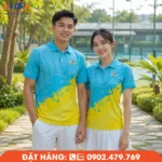 Áo đồng phục Pickleball xanh da trời phối vàng nổi bật, chất liệu co giãn 4 chiều, thoáng khí, nhanh khô, giúp người chơi thi đấu linh hoạt và duy trì hiệu suất ổn định.