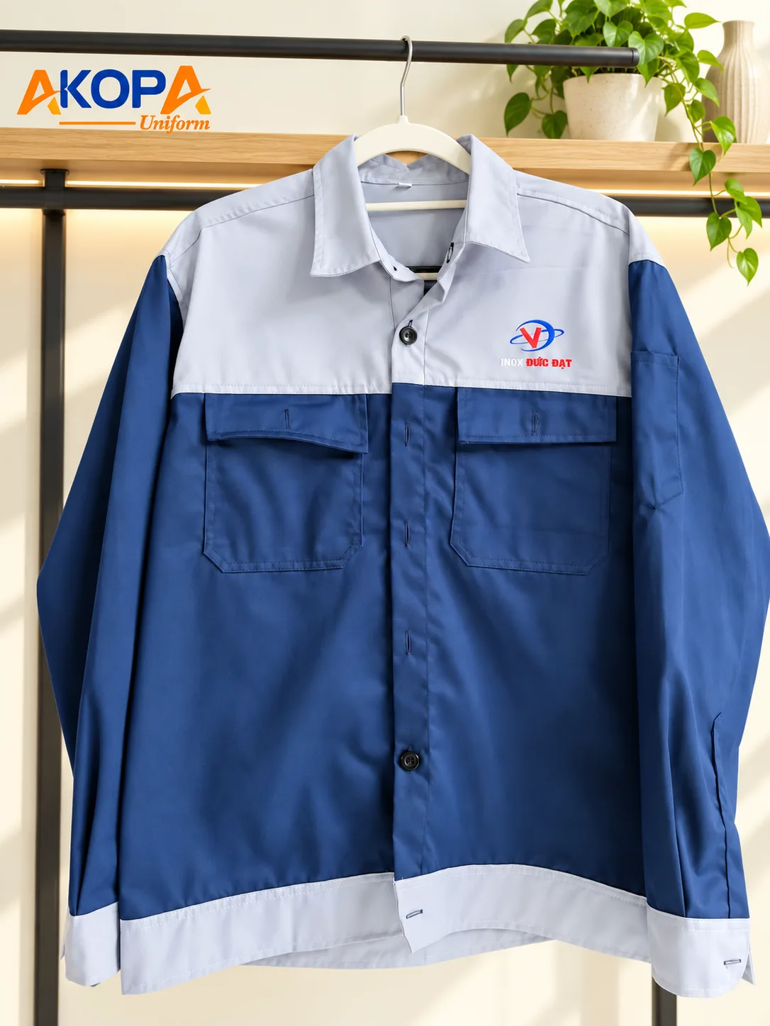 Áo bảo hộ lao động phối màu in logo doanh nghiệp – đơn hàng thực tế AKOPA
