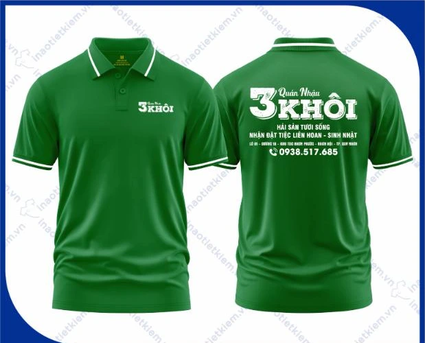 Mẫu áo polo đồng phục màu xanh lá viền trắng in logo quán nhậu, mặt trước và mặt sau – AKOPA